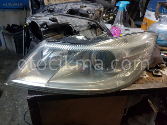 11 SKODA OKTAVİA SOL FAR OTOBEKİR