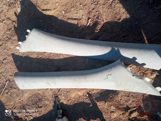 MERCEDES W210 ÖN DİREK İÇ BAKALİTLER