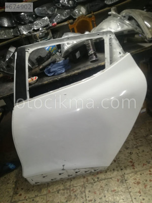 RENAULT CLİO 4 SOL ARKA KAPI