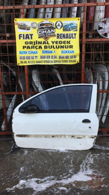 PEUGEOUT 206 GTİ SOL ÖN KAPI