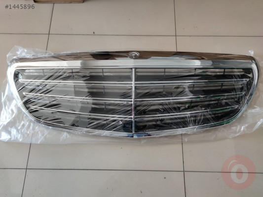 Mercedes E Serisi W213 Ön Panjur Kameralı A2138802003