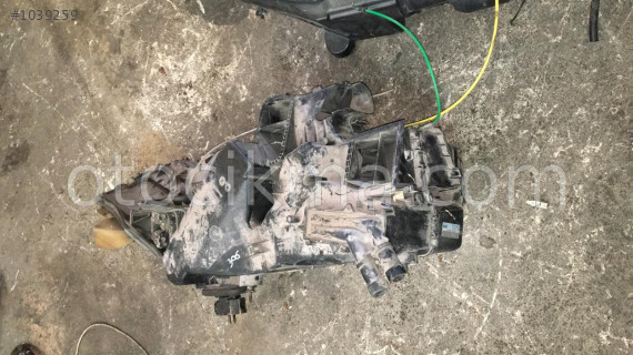 peugeot 306 1.8 çıkma kalorifer kazanı motor peteği