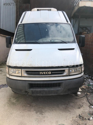 IVECO DAİLY SOL ÖN KAPI DOLU