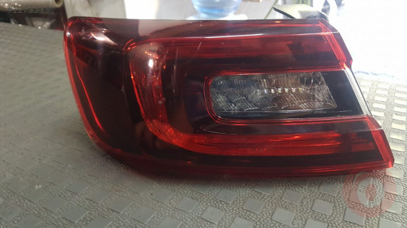 RENAULT TALİSMAN SOL DIŞ STOP ÇIKMA ORİJİNAL