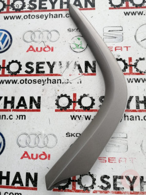 55433-12220 corolla 2008 göğüs orta konsol sol yan kaplaması