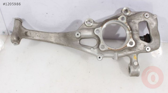 AUDİ A4 A5 16-19 TAŞIYICI SOL ÖN 8W0407253F