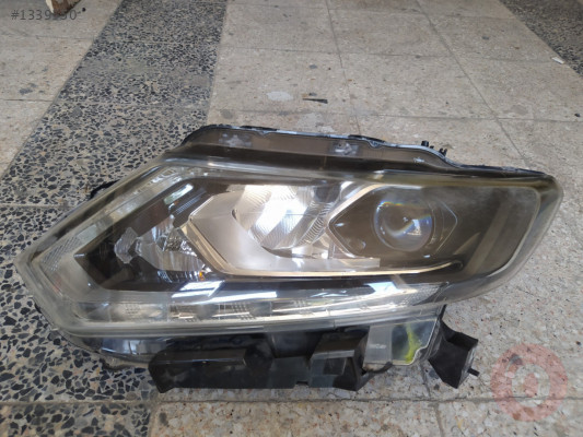 Nissan ixtrail sol far hatasız orjinal çıkma parça