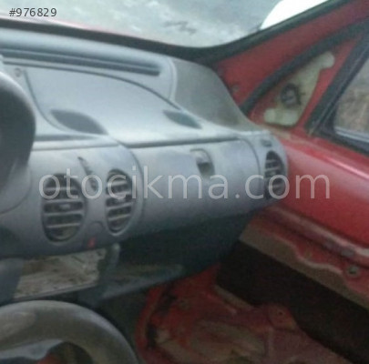 1998 model renault kangoo 1.9 çıkma torpido