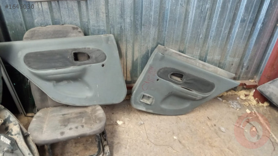 RENAULT MEGANE 2.SOL ARKA KAPI KARTONU..156016642