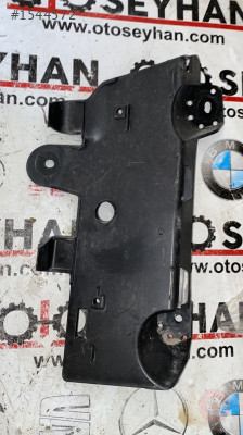 5QB864775 vw tiguan 2017 ayak dinlendirme destek braketi