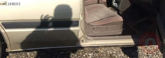 1992 model mazda 626 çıkma sağ marşbiyel