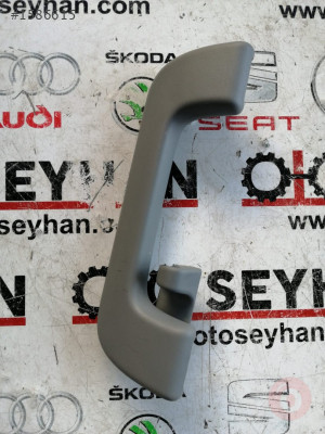 8V0857608 audi a3 2020 sağ arka tavan tutamağı