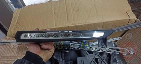MEGANE 3 SOL GÜNDÜZ LEDİ RENAULT ORJİNAL ÇIKMA PARÇA