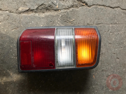 Mitsubishi Delica sol arka stop lambası çıkma orjinal
