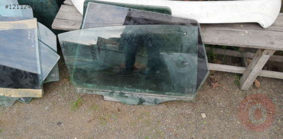 opel vectra c çıkma sağ arka kapı camı.