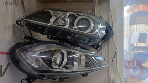 Lancia delta yeni sağ far
