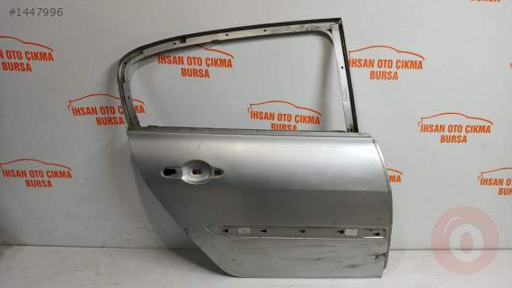 Megane 2  sağ arka kapı orijinal çıkma gri renk
