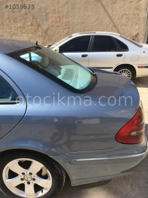MERCEDES E270 ÇAMURLUK SOL ARKA