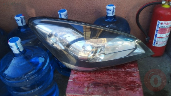 çıkma kia ceed sağ far orjinal