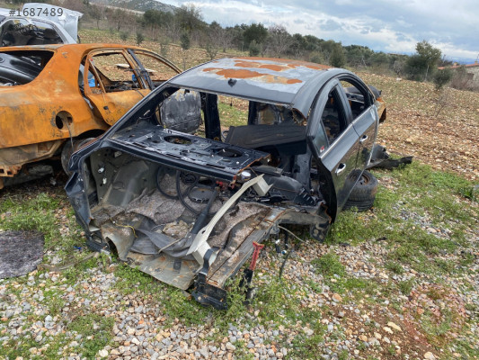 ŞAHİNOĞLU OTOÇIKMADAN 2010 CHEVROLET CRUSE SOL ARKA KAPI KİL