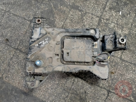 Peugeot 308 edbulu deposu Model 2014-2021