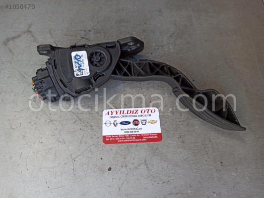 SUZUKİ SPLASH GAZ PEDALI 49400-51K01