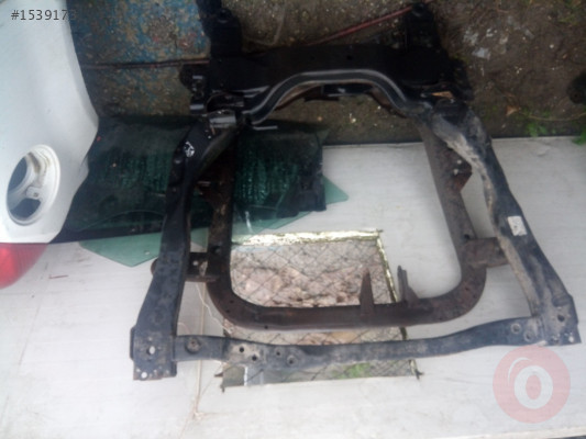 OPEL CORSA C ORJİNAL ÇIKMA TRAVERS (BEŞİK)