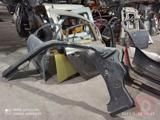 Ford connet direk sacı sağ çıkma