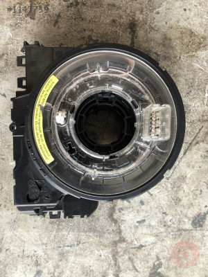 Audi a4 direksiyon sargısı çıkma orjinal 8K0953568Q