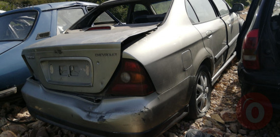 chevrolet evanda çıkma sağ arka çamurluk.