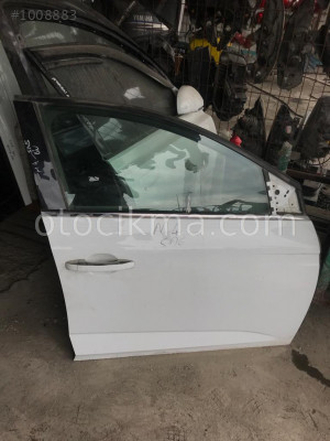 RENAULT MEGAN 4 SAĞ ÖN KAPI ÇIKMA PARÇA
