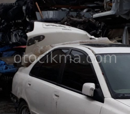 Volvo s40 2001 turbo sağ takım kapı camı