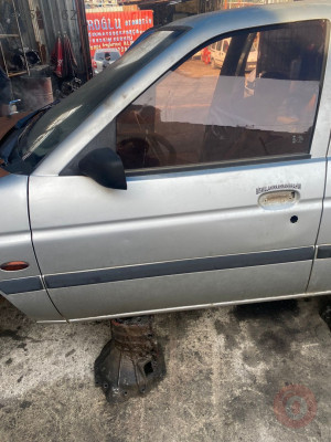 FORD ESCORT SOL ÖN KAPI CAMI ÇIKMA