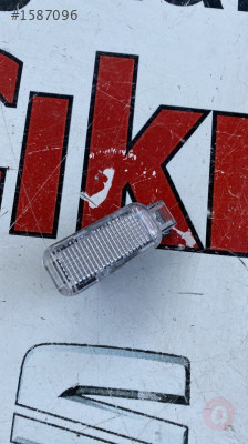 3B0947415B audi a3 2020 torpido lambası