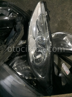 2013 model ford  tıesta sol far