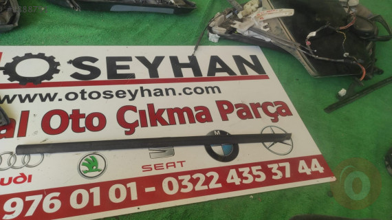 2012 hyundai ix35 ön sol kapı dış sıyırıcı fitil