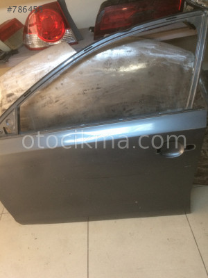 2014 model jetta sag on kapı