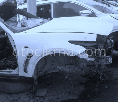 INFINITI FX35 ÇIKMA SAĞ ÖN ÇAMURLUK.
