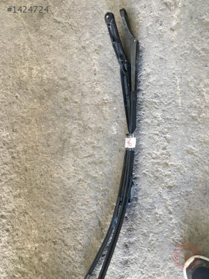 2006 VW PASSAT B6 ORJİNAL ÇIKMA CAM SİLGİ KOLU