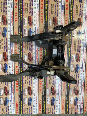 Opel astra j fren debriyaj gaz pedalı set