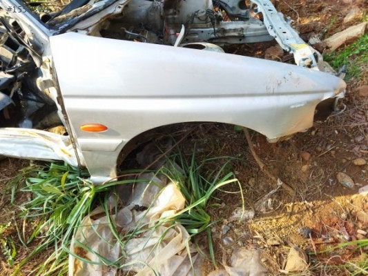 FORD ESCORT SAĞ ÖN ÇAMURLUK