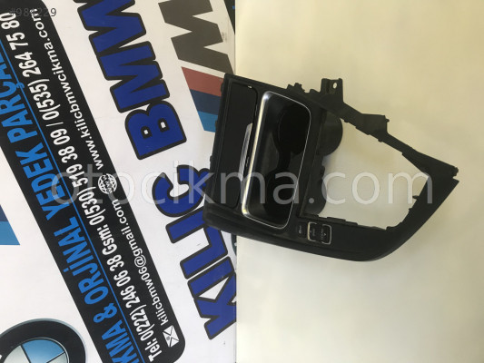 BMW F30 320 316 318 ÇIKMA ORJİNAL ORTA KONSOL