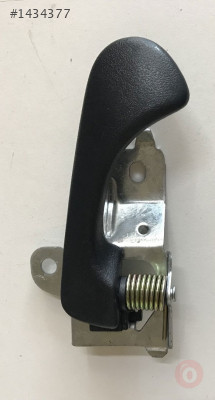 Mitsubishi Carisma Sağ İç Kapı Kolu 1996 2000