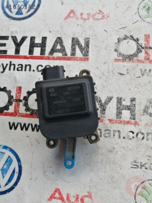 8D1820511B vw passat B5 audi a4 superb kalorifer ayar motoru