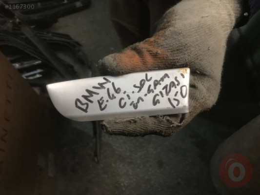 E46 M SOL ÖN ÇAMURLUK ÇITASI BMW ORJİNAL ÇIKMA PARÇA