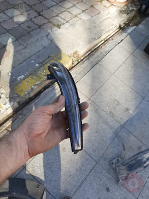 Çıkma W205 C kasa sol ayna sinyali