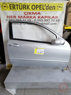 Mercedes sağ ön tek kapı