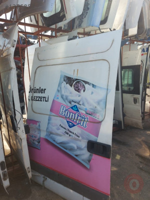 RENAULT MASTER SOL SÜRGÜLÜ KAPI ÇIKMA PARÇA