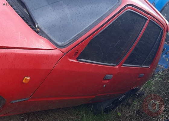peugeot 205 1.4 benzinli çıkma sol takım kapı