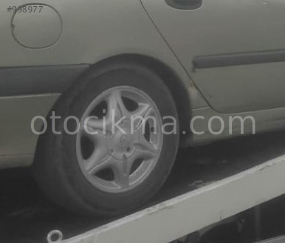2001 renault laguna 1 1.8 16v çıkma sağ arka jant lastik
